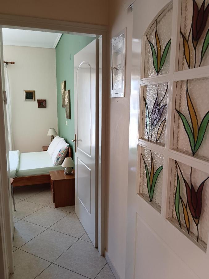 Thalia Apartment In Kalamata, 15' Walk From The City Center And The Beach Bagian luar foto