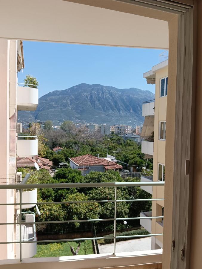 Thalia Apartment In Kalamata, 15' Walk From The City Center And The Beach Bagian luar foto